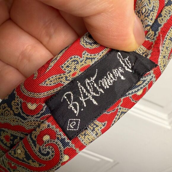 Christian Dior Cravates Silk Tie Mens Red Blue White Paisley Pattern Necktie VTG - Picture 4 of 6